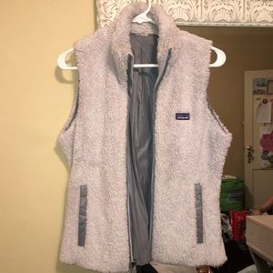 Patagonia Women’s Los Gatos Fleece Vest